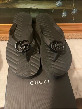 Gucci Black  double GG Rubber Logo platform sandals